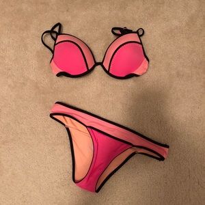 Victoria’s Secret bikini